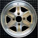 A close-up of a wheel

Description automatically generated